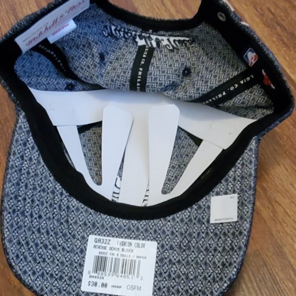 Mitchell & Ness Chicago Bulls Reverse Denim Slouch Strapback Dad Hat -NWT - Picture 2 of 9